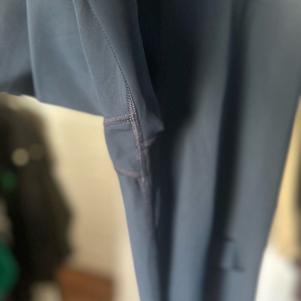 ALO YOGA RIPPED WARRIOR LEGGINGS WOMEN’S SIZE SMALL BLUE - Picture 9 of 10